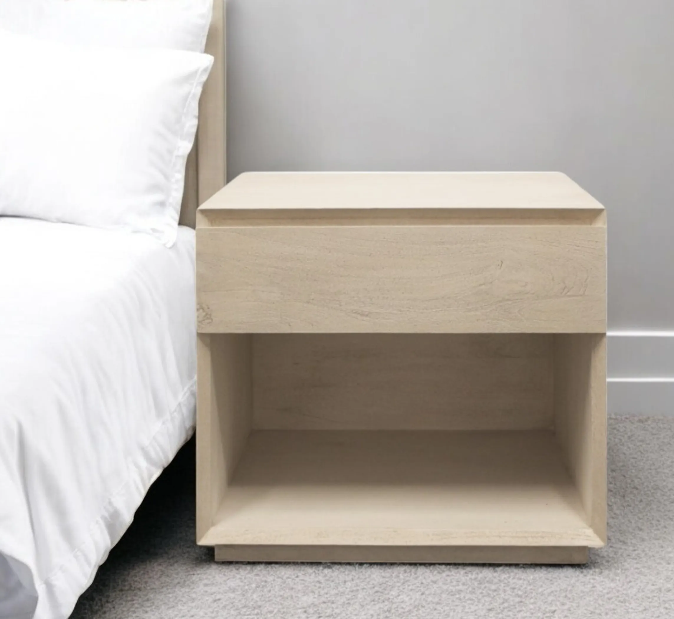 Tủ đầu giường gỗ tự nhiên 1 ngăn kéo màu gỗ mộc 61cm