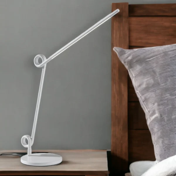 Đèn bàn làm việc LED USB kim loại màu trắng 89cm