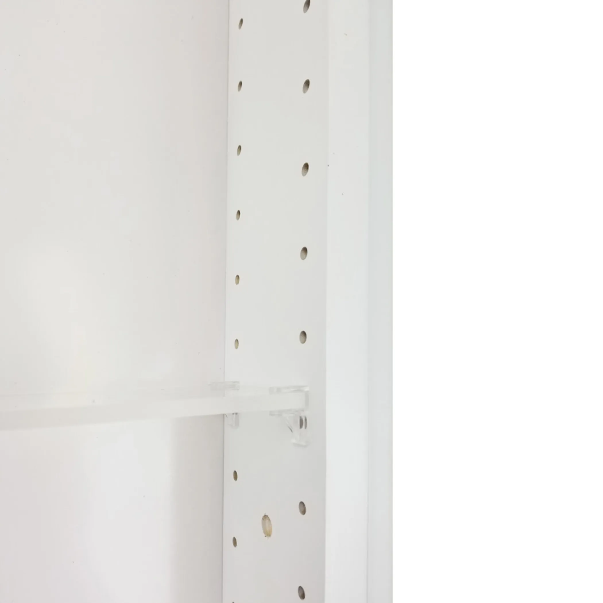 Tủ thuốc âm tường Calypso cửa panel beadboard - Ảnh 5
