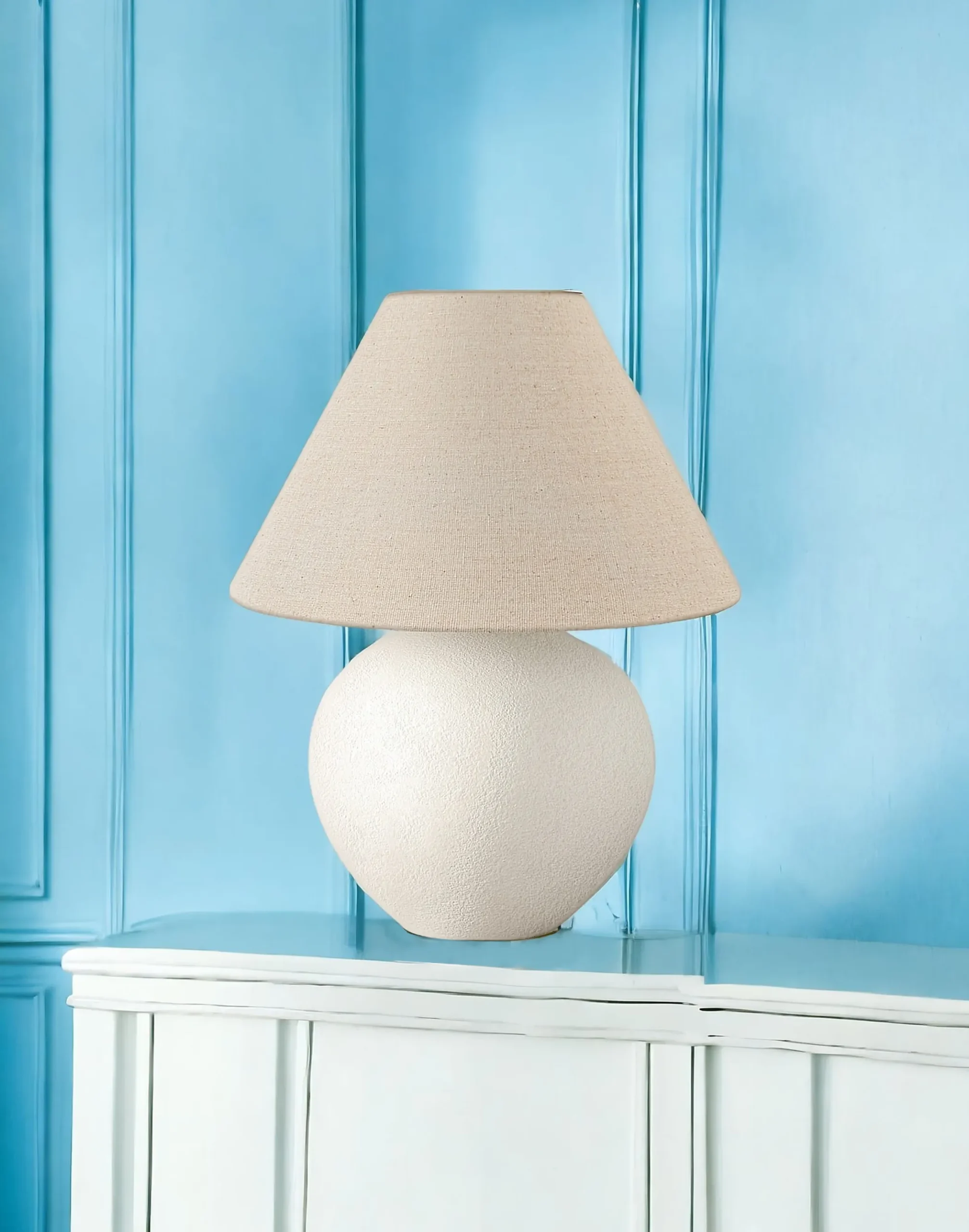 Đèn bàn gốm tròn màu kem 40cm với chụp đèn dáng chuông màu kem - Ảnh 2
