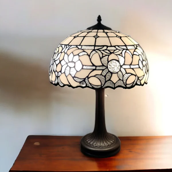 Đèn bàn kiểu chân nến 2 bóng 58cm khung kim loại nâu sẫm chụp trắng