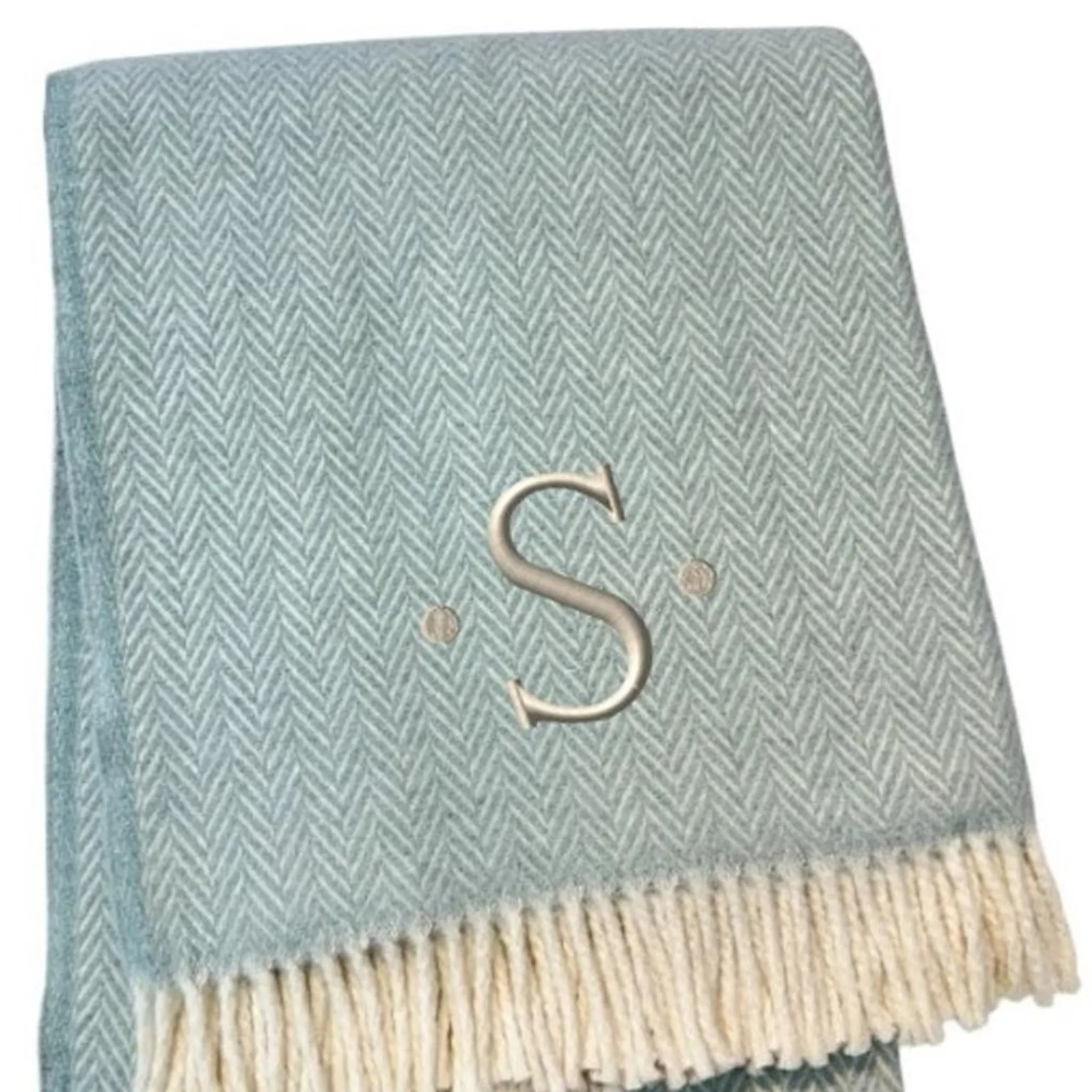 Chăn cotton pha dệt xương cá thêu chữ S màu xanh da trời trắng, viền tua rua - Ảnh 5