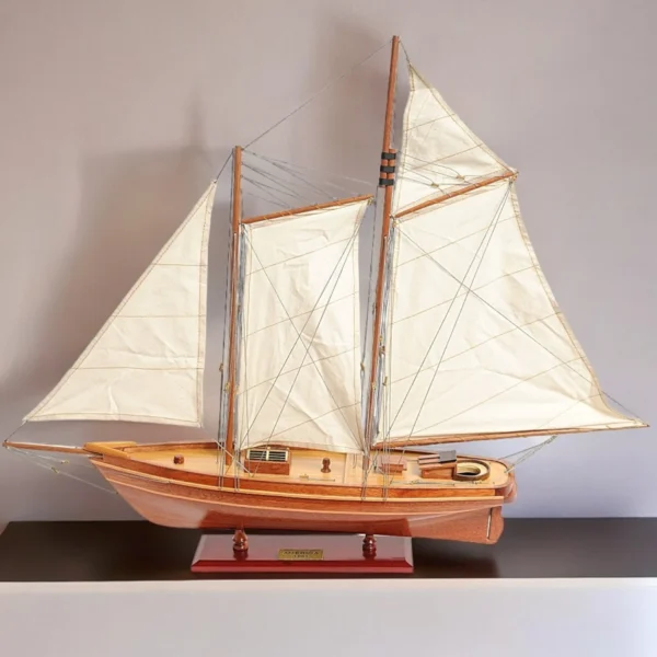 Mô hình du thuyền America 1851 bằng gỗ sơn vẽ tay 71cm