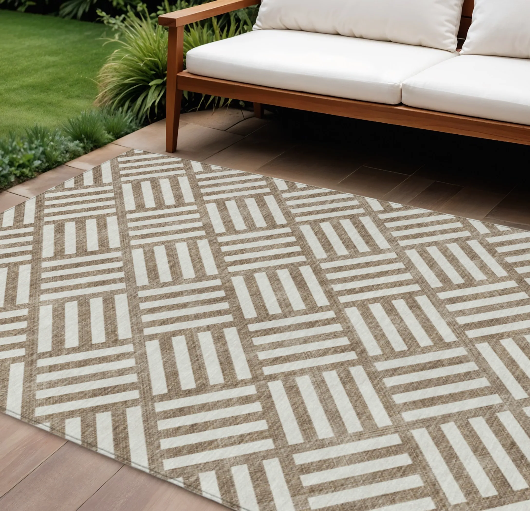 Thảm trải sàn giặt được 3m x 4,3m họa tiết hình học màu nâu và ngà