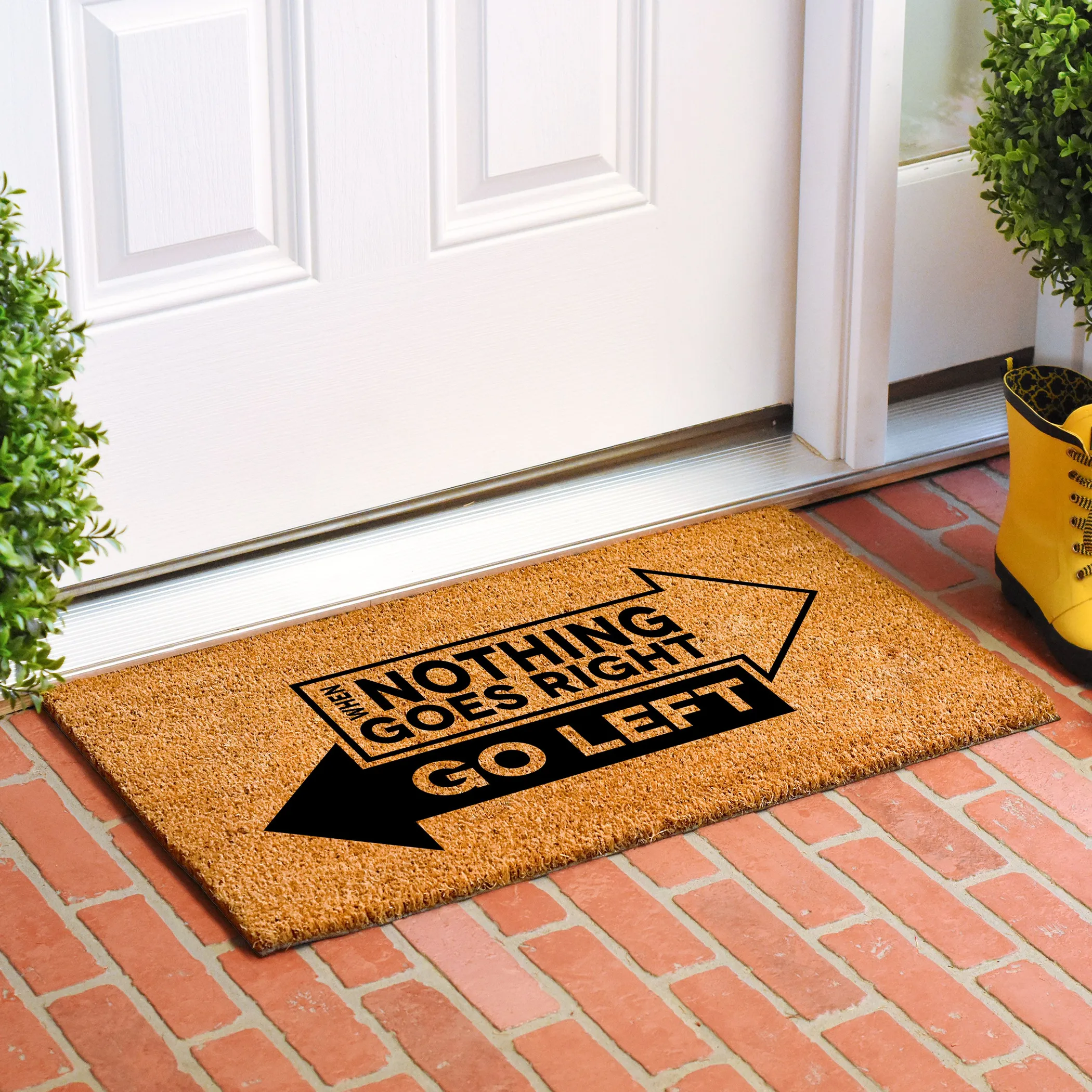 Thảm chùi chân xơ dừa Calloway Mills chữ Go Left - Ảnh 2