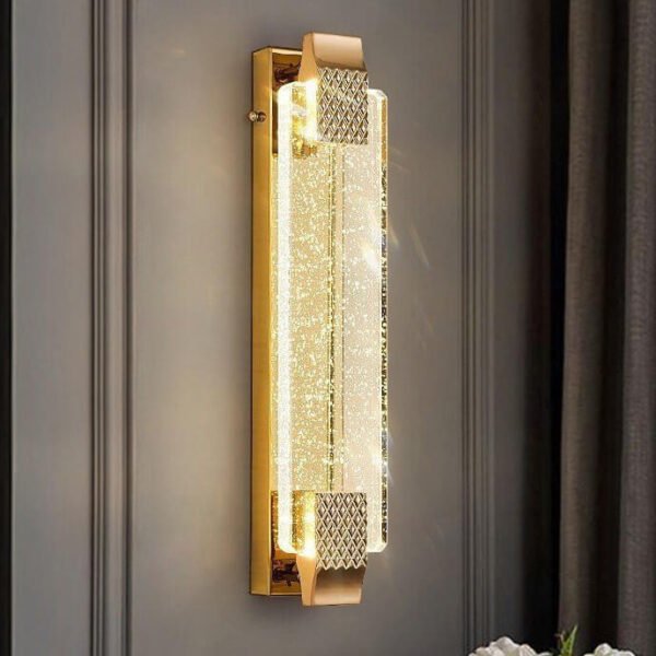 Đèn tường hiện đại mạ vàng chao pha lê DTV361
