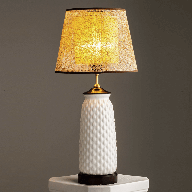 Đèn bàn gốm sứ chụp vải nâu vàng NV91 Ø30cm x cao 55cm