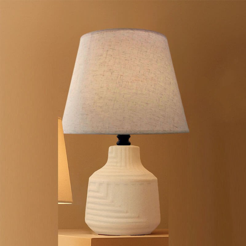 Đèn bàn gốm sứ chụp vải trắng NX62 Ø30cm x cao 48cm