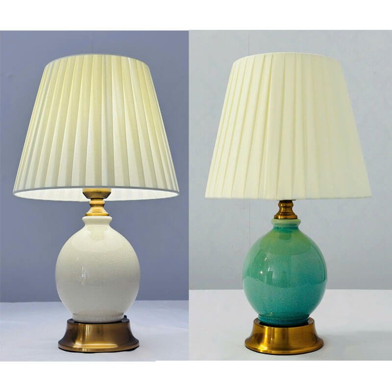 Đèn bàn gốm sứ mạ vàng chụp vải xếp ly NX64 Ø25cm x cao 41cm